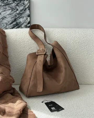 کیف دخترانه سوییت رُزا، رنگ نسکافه ای — تصویر ۴ محصول